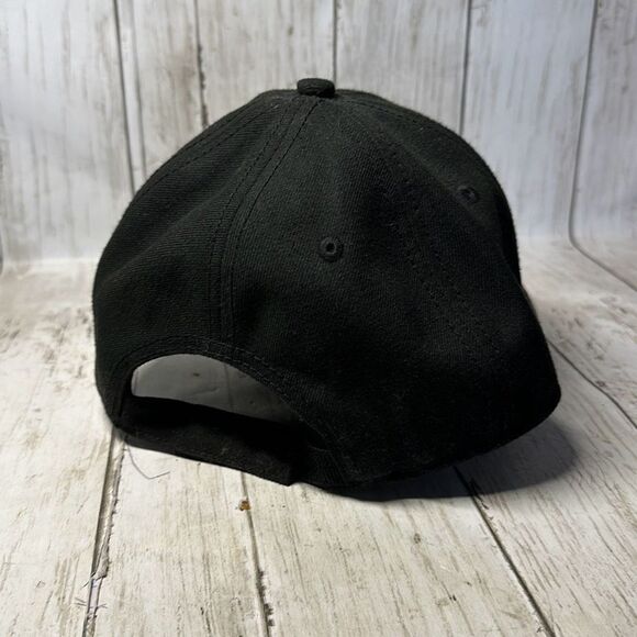 Washington Redskins NFC East Division Champions New Era SnapBack Cap Hat - Picture 4 of 7